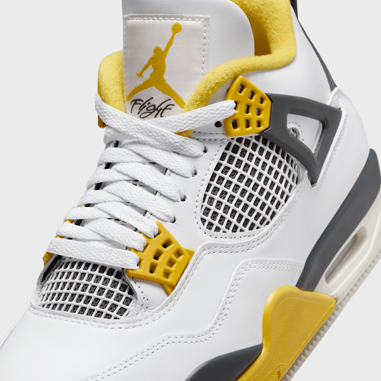 Air Jordan Retro 4 “Vivid Sulfur”