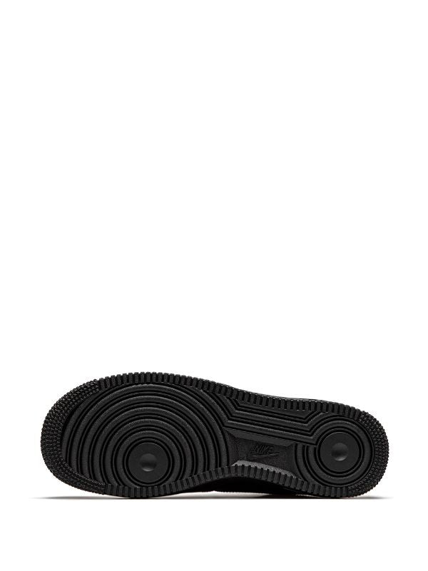 Air Force 1 Low Black x Supreme