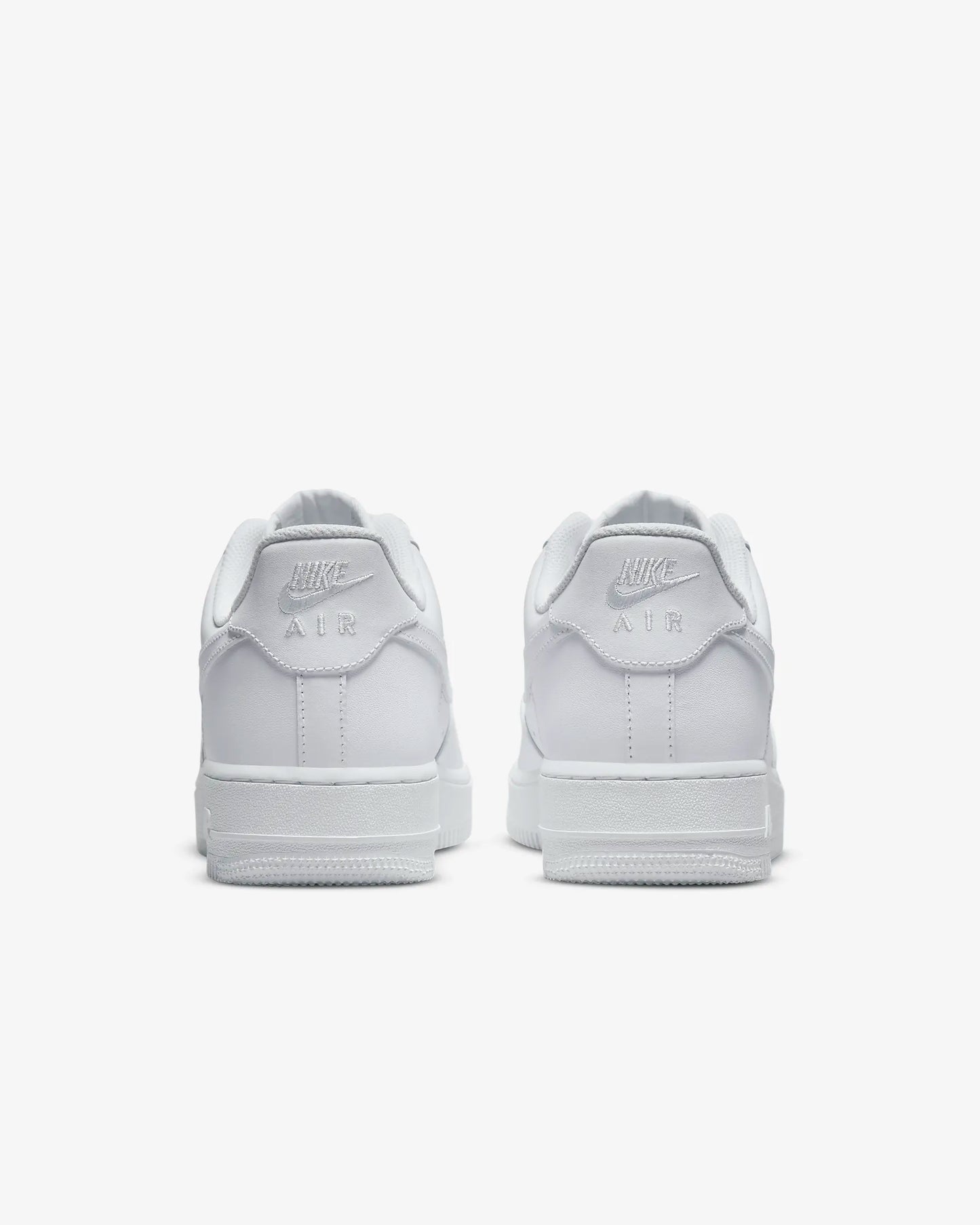 NIKE AIR FORCE 1 '07