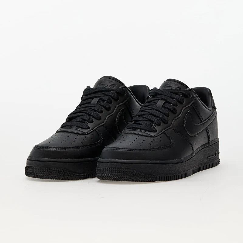 NIKE AIR FORCE 1 '07 BLACK