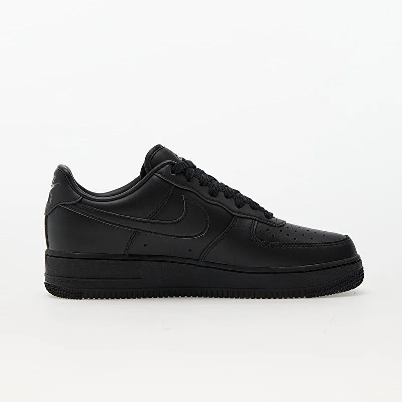 NIKE AIR FORCE 1 '07 BLACK