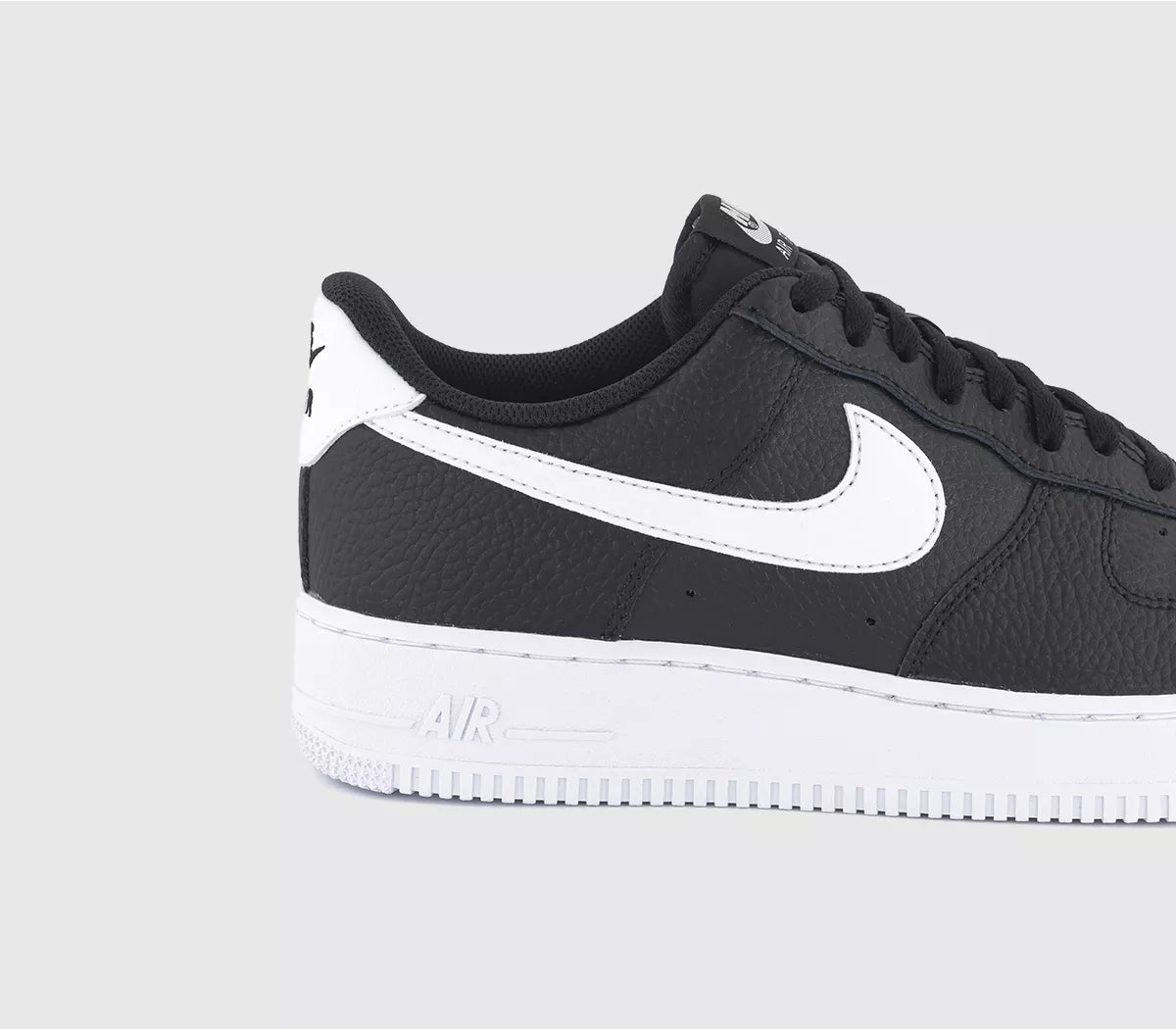 Air Force 1 “07 Black/White